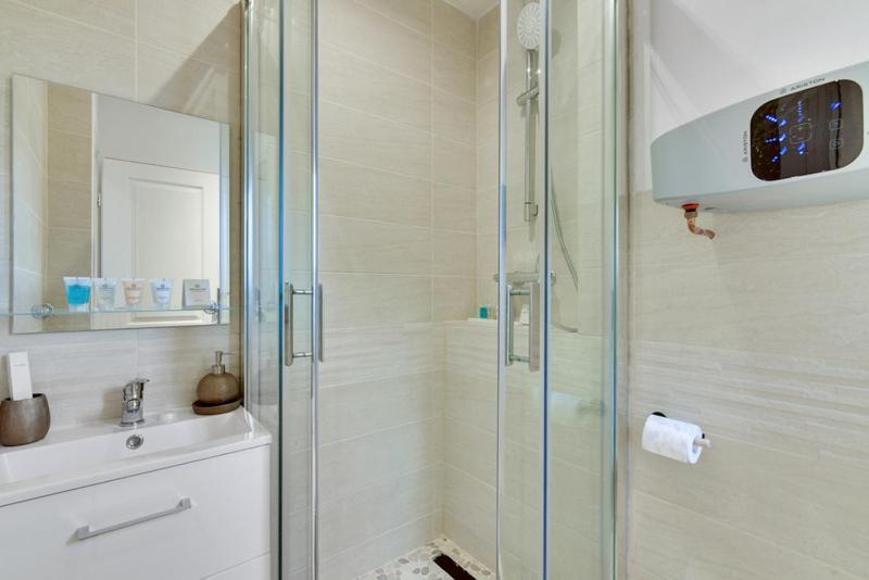 810 Suite Lucky Sam - Superb Apartment Bagnolet Dış mekan fotoğraf